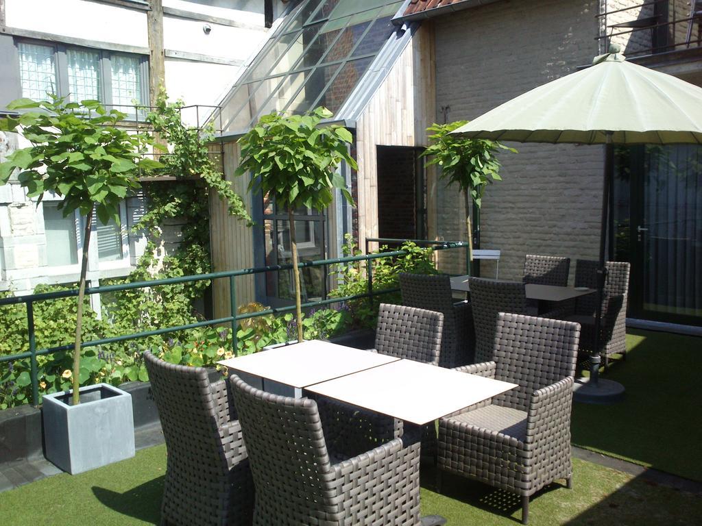 Aparthotel De Beek Anno 1410 ซินท์-ทราวเดิน ภายนอก รูปภาพ